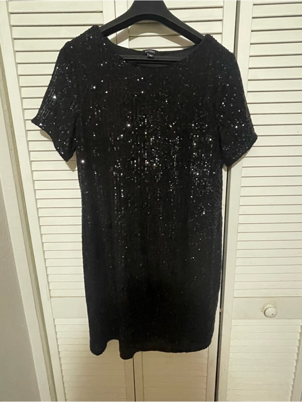MSK Black Sequin Short Sleeve Mini Medium Dress